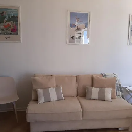 Biarritz, 2 Pieces, 4 Personnes - Fr-1-239-638 * Biarriz